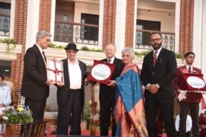 Proud to Be a Bishop’s School Student: Dr. Cyrus Poonawalla